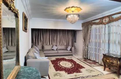 Apartment - 2 Bedrooms - 1 Bathroom for rent in 1st District - Sheikh Zayed City - Giza