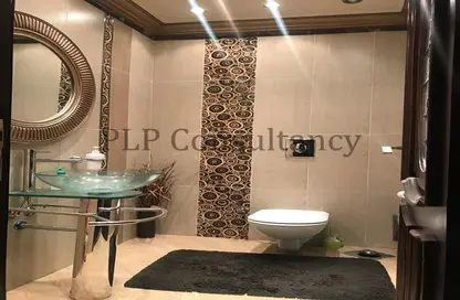 Apartment - 3 Bedrooms - 3 Bathrooms for sale in Zahraa Madinat Nasr - Nasr City - Cairo