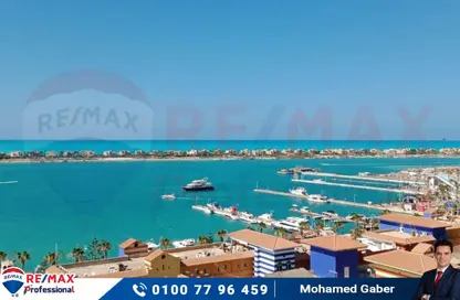 Penthouse - 3 Bedrooms - 3 Bathrooms for sale in Marina 8 - Marina - Al Alamein - North Coast