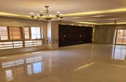 Apartment - 3 Bedrooms - 3 Bathrooms for rent in North Lotus - El Lotus - New Cairo City - Cairo