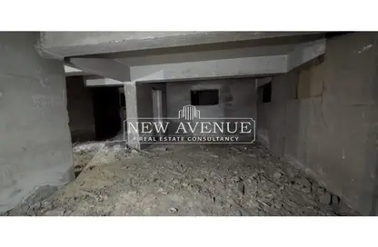 Retail - Studio - 3 Bathrooms for sale in Street 9 B - Hadayek El Maadi - Hay El Maadi - Cairo