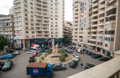 Apartment - 5 Bedrooms - 3 Bathrooms for sale in Kafr Abdo St. - Kafr Abdo - Roushdy - Hay Sharq - Alexandria