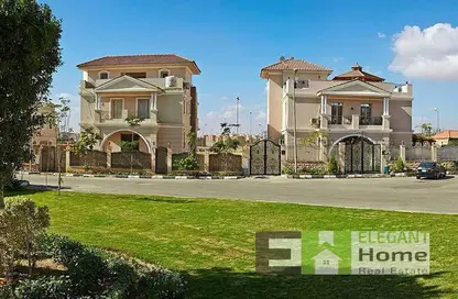 Villa - 6 Bedrooms - 7 Bathrooms for sale in Maxim - The 1st Settlement - New Cairo City - Cairo