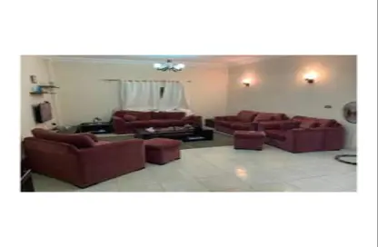 Apartment - 3 Bedrooms - 2 Bathrooms for rent in Al Mansoura - Al Daqahlya