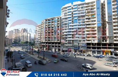 Apartment - 4 Bedrooms - 4 Bathrooms for sale in Mohamed Fawzy Moaz St. - Smouha - Hay Sharq - Alexandria