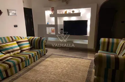 Apartment - 2 Bedrooms - 2 Bathrooms for rent in Brazil St. - Zamalek - Cairo