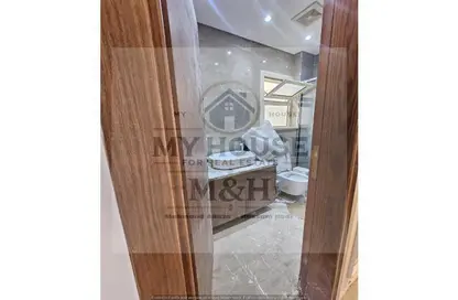 Apartment - 2 Bedrooms - 2 Bathrooms for rent in Stone Residence - 5th Settlement Compounds - The 5th Settlement - New Cairo City - Cairo