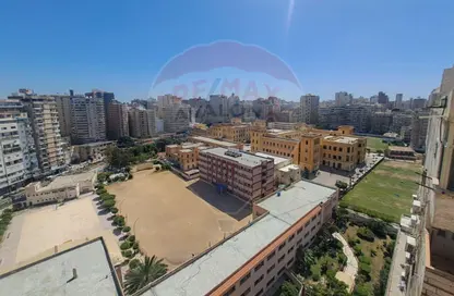 Apartment - 2 Bedrooms - 1 Bathroom for sale in Al Ekbal St. - Laurent - Hay Sharq - Alexandria