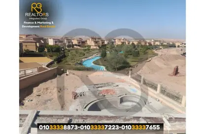 Palace for sale in Royal Meadows - Sheikh Zayed Compounds - Sheikh Zayed City - Giza