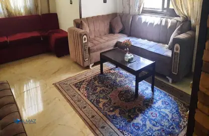 Apartment - 2 Bedrooms - 1 Bathroom for sale in Dr Mahmoud Hoballah St. - 8th Zone - Nasr City - Cairo