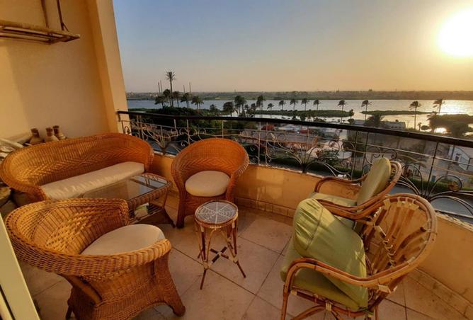 Apartment - 3 Bedrooms - 3 Bathrooms for sale in Cornish El Nile St. - Maadi - Hay El Maadi - Cairo