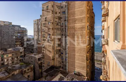 Apartment - 3 Bedrooms - 2 Bathrooms for sale in Al Geish Road - Camp Chezar - Hay Wasat - Alexandria