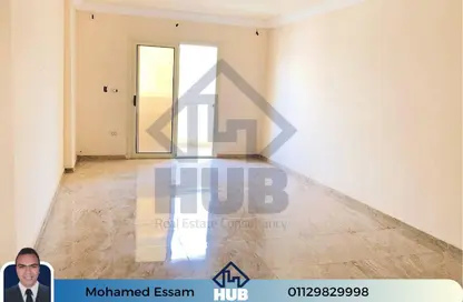 Apartment - 2 Bedrooms - 1 Bathroom for sale in Fleming - Hay Sharq - Alexandria