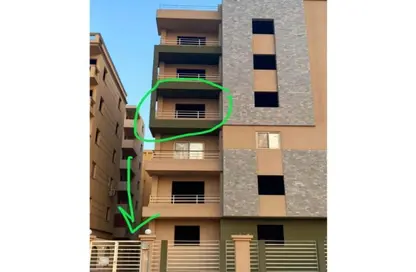 Apartment - 3 Bedrooms - 2 Bathrooms for sale in Ganoub Al Ahia' - Al Wahat Road - 6 October City - Giza