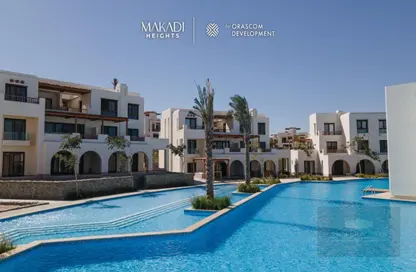 Chalet - 3 Bedrooms - 3 Bathrooms for sale in Makadi Orascom Resort - Makadi - Hurghada - Red Sea