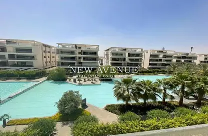 Apartment - 2 Bedrooms - 2 Bathrooms for sale in Lake View Residence 2 - 5th Settlement Compounds - The 5th Settlement - New Cairo City - Cairo