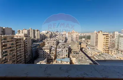 Apartment - 4 Bedrooms - 1 Bathroom for sale in Camp Chezar - Hay Wasat - Alexandria