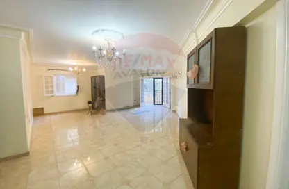 Apartment - 3 Bedrooms - 3 Bathrooms for sale in Gleim Square - Glim - Hay Sharq - Alexandria