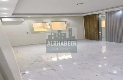 Apartment - 3 Bedrooms - 3 Bathrooms for rent in Mohi Al Din Abou El Ezz St. - Mohandessin - Giza