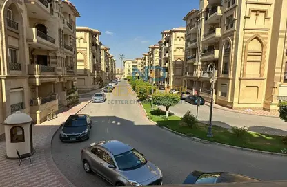 Apartment - 3 Bedrooms - 3 Bathrooms for rent in Hayati Residence - North Investors Area - New Cairo City - Cairo