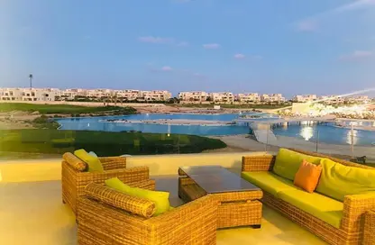 Chalet - 4 Bedrooms - 3 Bathrooms for rent in Hacienda Bay - Sidi Abdel Rahman - North Coast