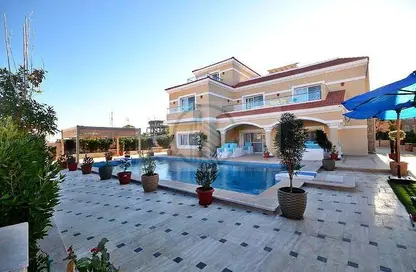 Villa - 5 Bedrooms - 6 Bathrooms for sale in Jamaran - Sahl Hasheesh - Hurghada - Red Sea