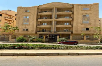 Apartment - 3 Bedrooms - 2 Bathrooms for sale in South Lotus - El Lotus - New Cairo City - Cairo