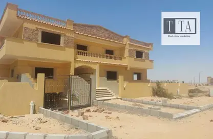 Townhouse - 6 Bedrooms - 5 Bathrooms for sale in New Heliopolis - Cairo