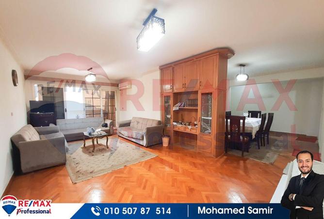 Apartment - 3 Bedrooms - 2 Bathrooms for rent in Mohamed Fawzy Moaz St. - Smouha - Hay Sharq - Alexandria