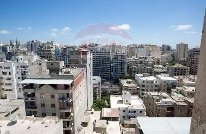 Apartment - 3 Bedrooms - 2 Bathrooms for sale in Abdelhamid Al Abady St. - Roushdy - Hay Sharq - Alexandria