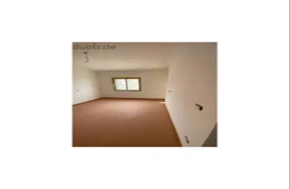 Apartment - 5 Bedrooms - 2 Bathrooms for sale in Al Mansoura - Al Daqahlya