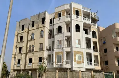 Apartment - 3 Bedrooms - 2 Bathrooms for sale in 4th Neighborhood - 2nd Area - Shorouk City - Cairo