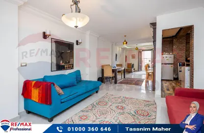 Apartment - 3 Bedrooms - 1 Bathroom for sale in Al Fath St. - Smouha - Hay Sharq - Alexandria