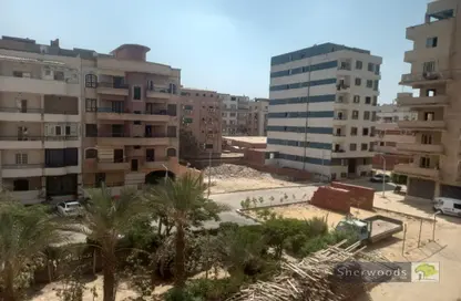 Apartment - 3 Bedrooms - 1 Bathroom for sale in Al Hadaba Al Wosta - Mokattam - Cairo