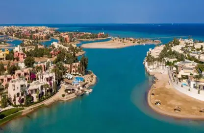 Villa - 4 Bedrooms - 5 Bathrooms for sale in Kamaran - Al Gouna - Hurghada - Red Sea