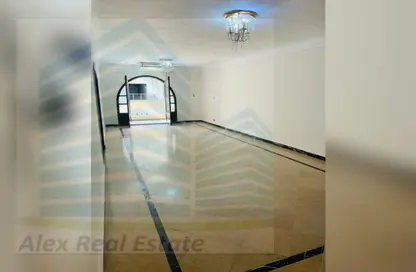 Apartment - 3 Bedrooms - 2 Bathrooms for rent in Port Said St. - Ibrahimia - Hay Wasat - Alexandria