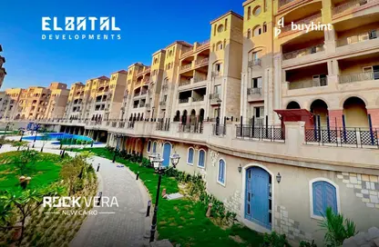 Apartment - 3 Bedrooms - 2 Bathrooms for sale in Rock Vera - 5th Settlement Compounds - The 5th Settlement - New Cairo City - Cairo