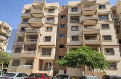 Apartment - 2 Bedrooms - 2 Bathrooms for sale in Madinaty - Cairo