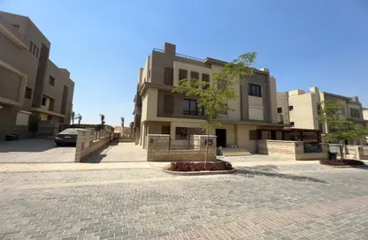 Villa - 4 Bedrooms - 4 Bathrooms for sale in Pyramids Heights - Cairo Alexandria Desert Road - 6 October City - Giza