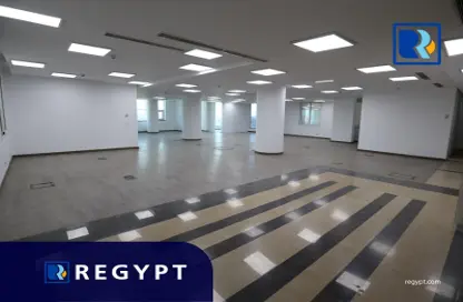 Office Space - Studio - 6 Bathrooms for rent in Al Laselky St. - El Laselky - New Maadi - Hay El Maadi - Cairo