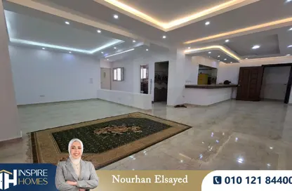 Apartment - 3 Bedrooms - 2 Bathrooms for sale in Winget st. - Bolkly - Hay Sharq - Alexandria