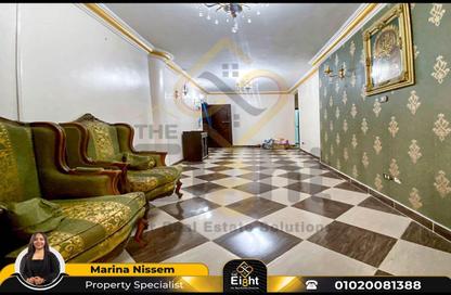 Apartment - 3 Bedrooms - 2 Bathrooms for rent in Shaarawy St. - Laurent - Hay Sharq - Alexandria