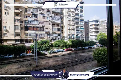 Office Space - Studio - 2 Bathrooms for sale in Ahmed Shawky St. - Bolkly - Hay Sharq - Alexandria