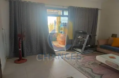 Roof - 3 Bedrooms - 2 Bathrooms for sale in Street 17 - District 1 - The 5th Settlement - New Cairo City - Cairo