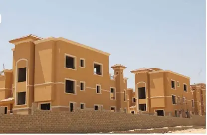 Villa - 3 Bedrooms - 6 Bathrooms for sale in Concordia - 26th of July Corridor - 6 October City - Giza