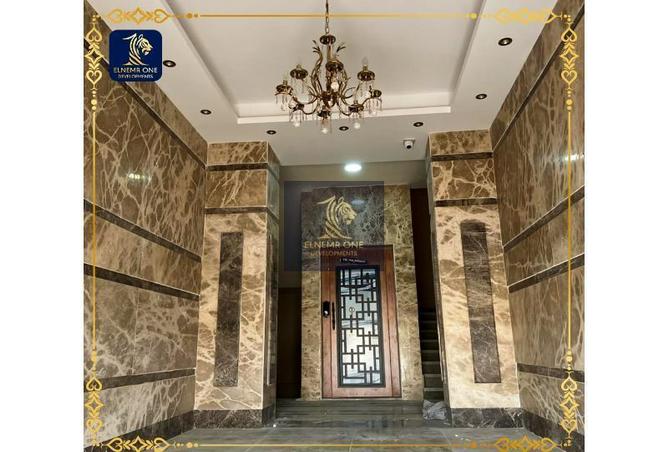 Apartment - 3 Bedrooms - 3 Bathrooms for sale in Area F - Ganoob El Acadimia - New Cairo City - Cairo