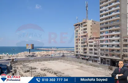 Apartment - 3 Bedrooms - 3 Bathrooms for sale in Al Geish Road - Laurent - Hay Sharq - Alexandria