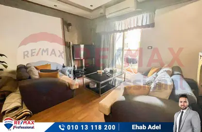 Apartment - 2 Bedrooms - 1 Bathroom for sale in Green Towers - Smouha - Hay Sharq - Alexandria