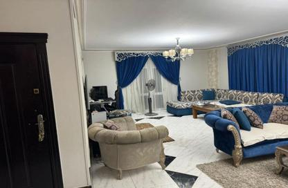 Apartment - 2 Bedrooms - 1 Bathroom for sale in Corniche St. - El Mearag City - Zahraa El Maadi - Hay El Maadi - Cairo