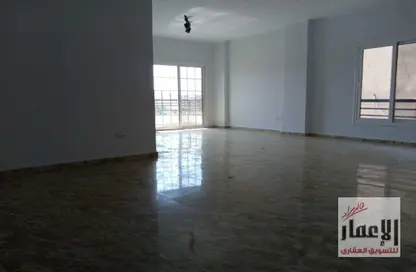 Apartment - 3 Bedrooms - 1 Bathroom for rent in 7th District - Sheikh Zayed City - Giza